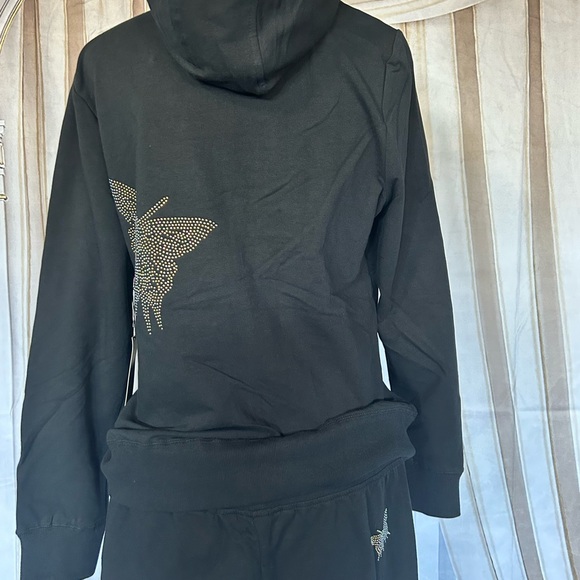 BCBG MAXAria jogging set black and gold butterfly rhinestone.  Comfortable fit. - Picture 8 of 8